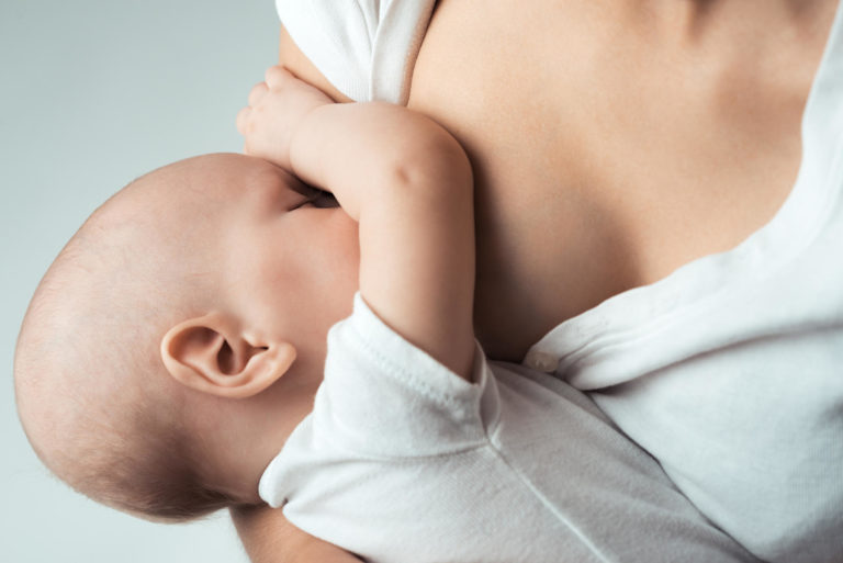 How to Breastfeed: Nursing 101