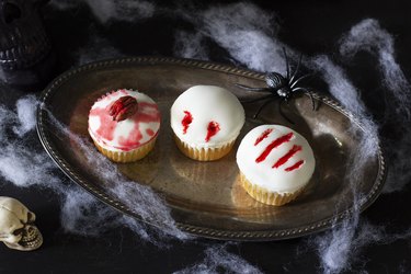 3 Killer Halloween Cupcake Decoration Ideas