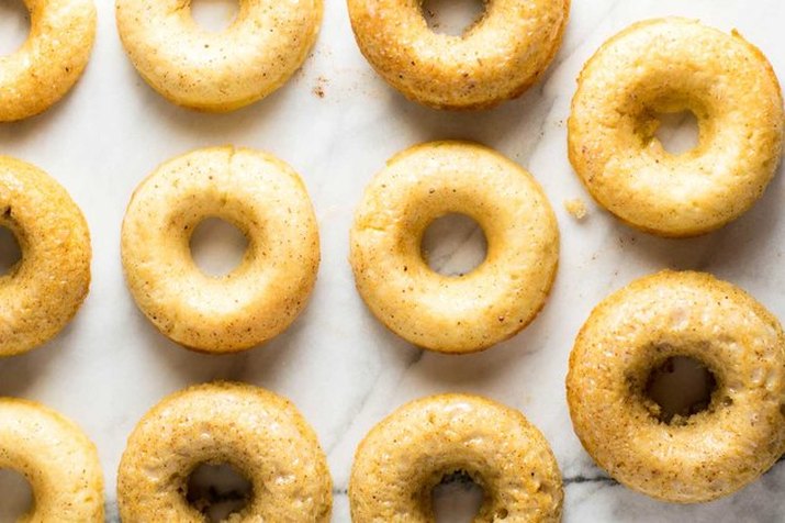 Apple cider donuts