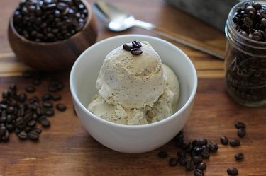 no churn 5-ingredient coffee ice cream