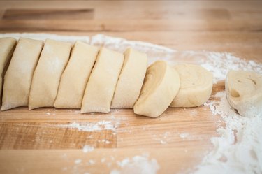 Homemade Sticky Lemon Rolls Recipe