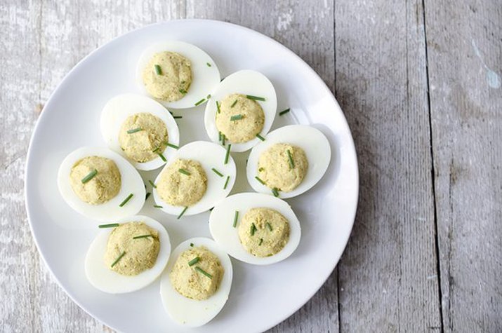 Curried deviled eggs