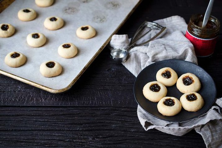 Thumbprint Cookies