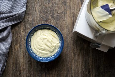 Food Processor Mayonnaise/Aioli Tutorial | eHow