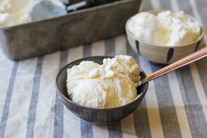 homemade vanilla ice cream