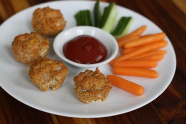 tiny meatloaves